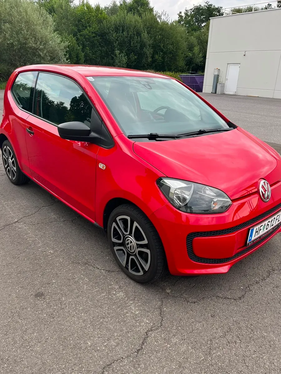 Volkswagen Up 2012 photo 2
