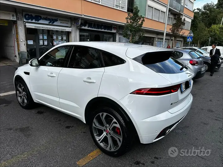 Jaguar E-Pace 2020 photo 3