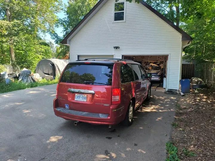 Chrysler Town & Country 2009 photo 4