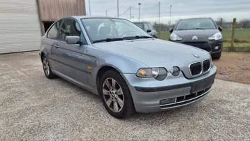 BMW 318 photo 3