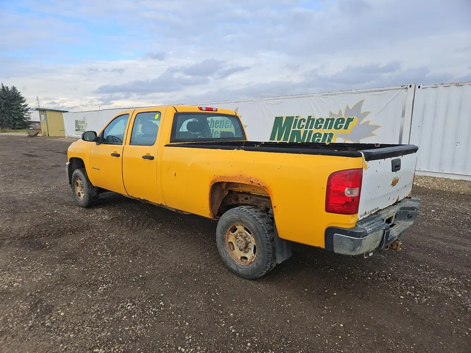Chevrolet Silverado 2500 2012 photo 3