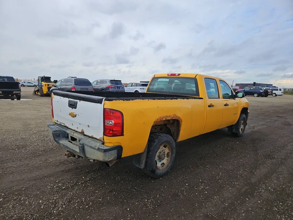 Chevrolet Silverado 2500 2012 photo 4