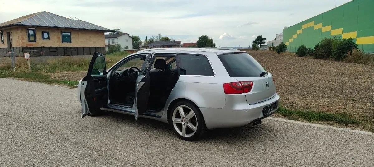 Seat Exeo 2011 photo 3