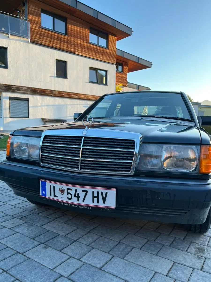 Mercedes-Benz 190