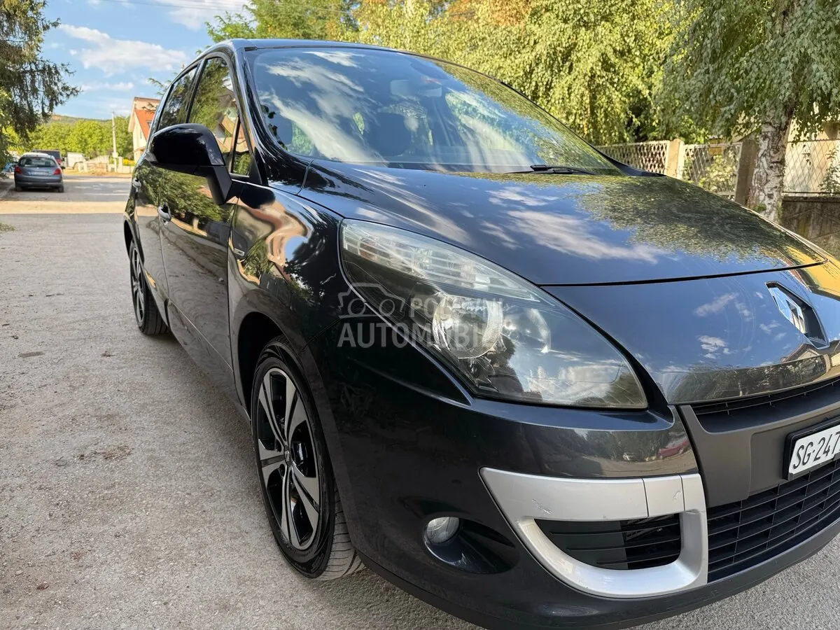 Renault Scenic 2011 photo 5