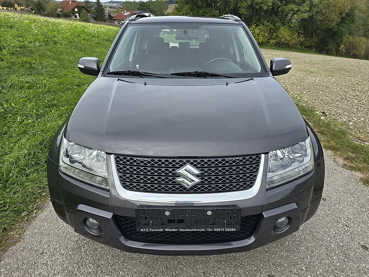 Suzuki Vitara 2012 photo 2