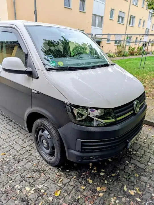Volkswagen T6 Transporter Kombi