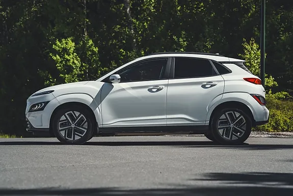 Hyundai Kona 2022 photo 2