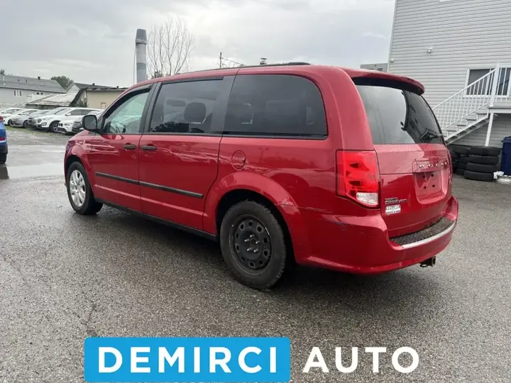 Dodge Grand Caravan 2014 photo 4