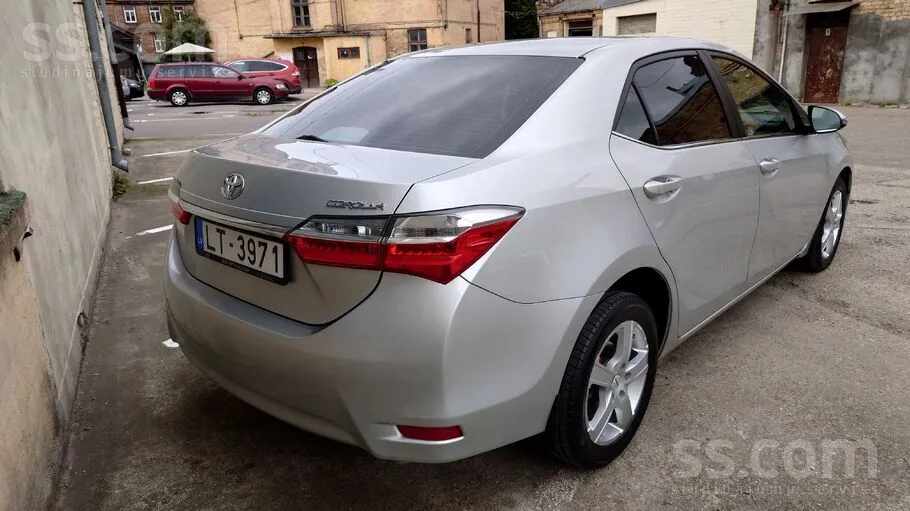 Toyota Corolla 2018 photo 4
