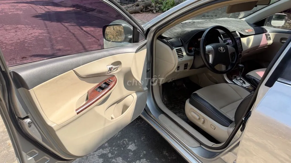 Toyota Corolla Altis 2013 photo 3