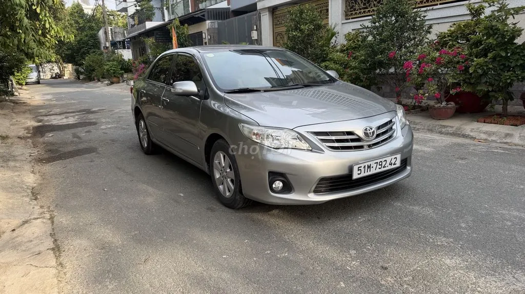 Toyota Corolla Altis 2013 photo 4