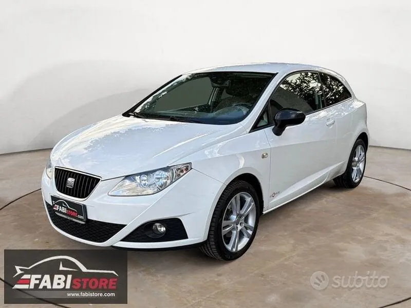 Seat Ibiza 2011 photo 2
