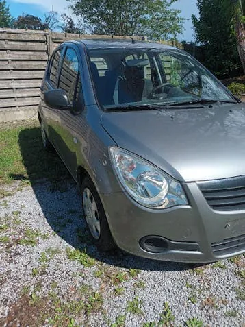 Opel Agila