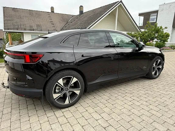 Polestar 4 2025 photo 4