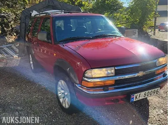 Chevrolet Blazer 1998 photo 2