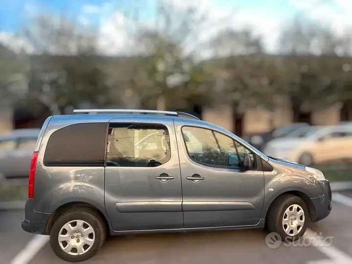 Peugeot Partner 2012 photo 5