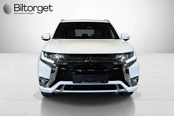 Mitsubishi Outlander 2019 photo 2