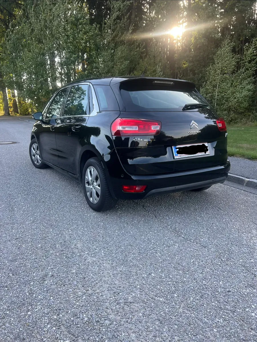Citroen C4 Picasso 2016 photo 2