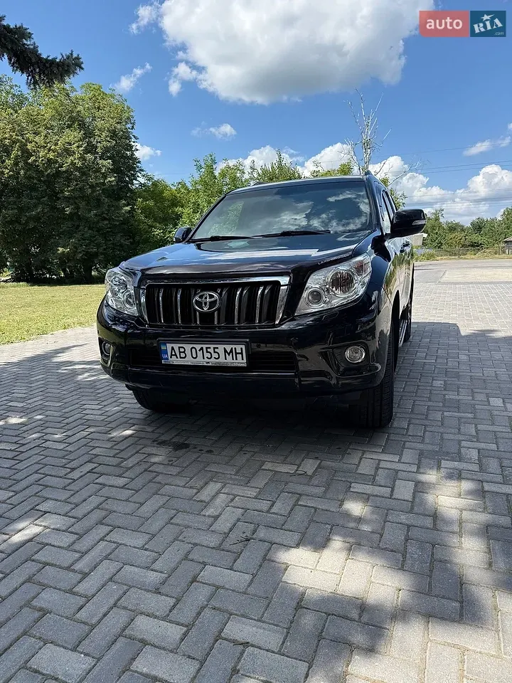 Toyota Land Cruiser Prado 2013 photo 2