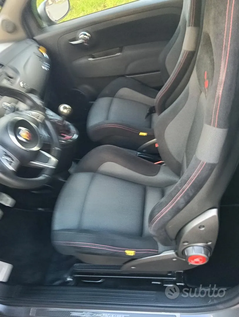 Abarth 595 2015 photo 3