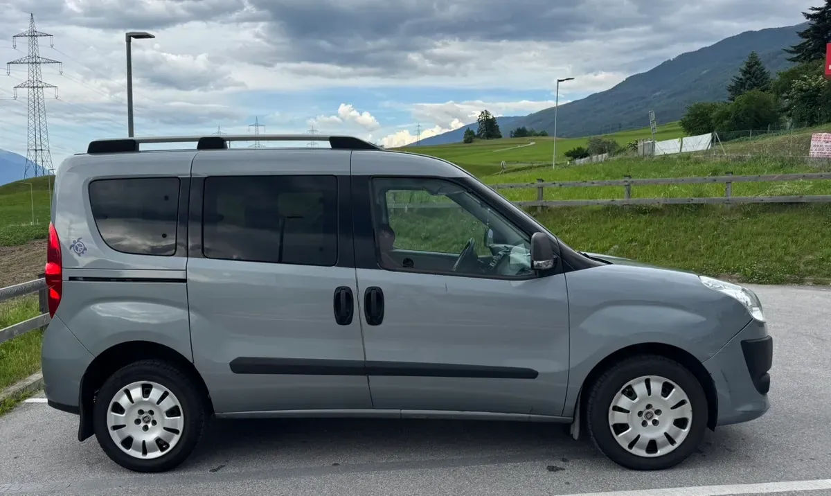Fiat Doblò 2011 photo 3