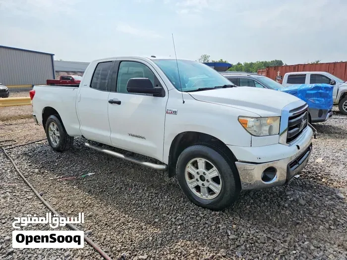 Toyota Tundra 2012 photo 2