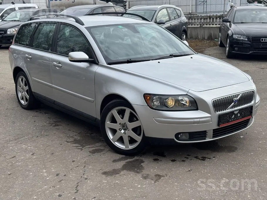 Volvo V50