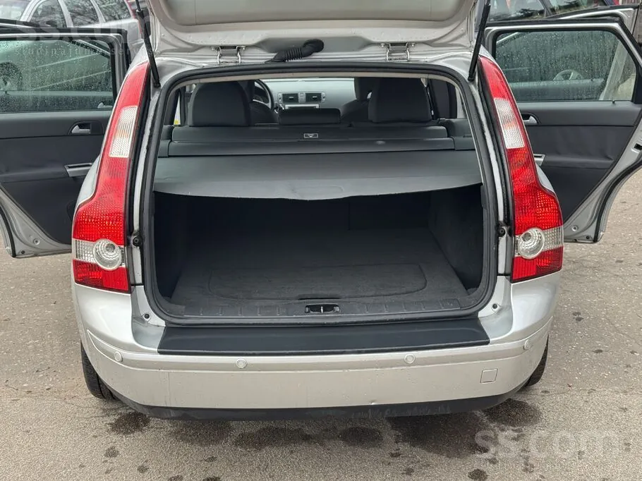Volvo V50 2005 photo 5
