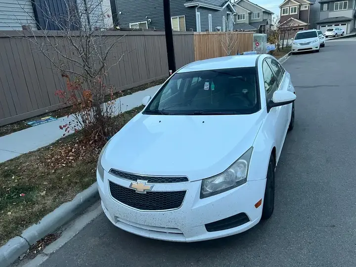 Chevrolet Cruze 2012 photo 3