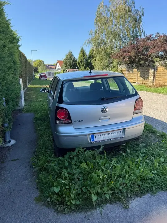 Volkswagen Polo 2008 photo 2