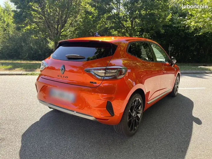 Renault Clio 2025 photo 2