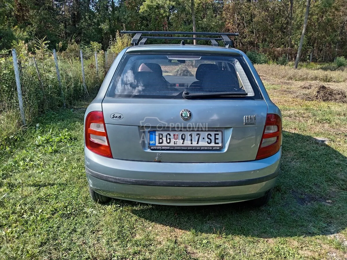 Skoda Fabia 2004 photo 4