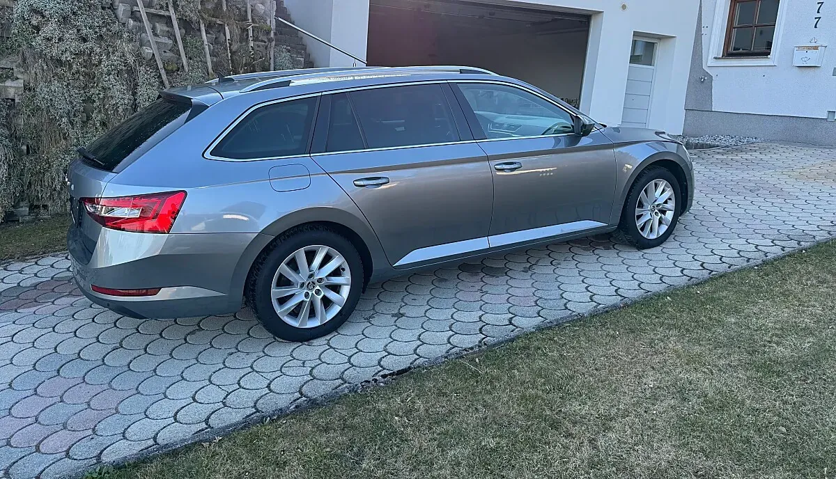 Skoda Superb 2020 photo 4