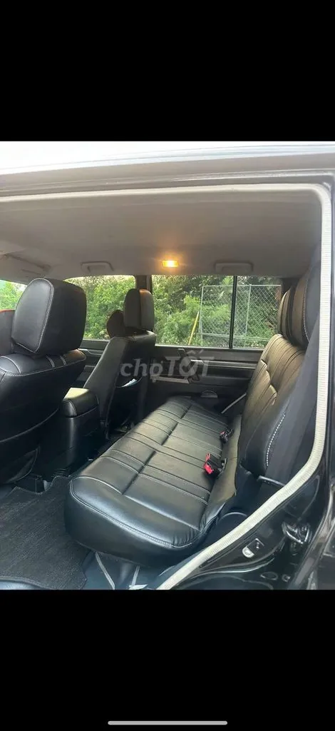 Mitsubishi Pajero 2010 photo 4