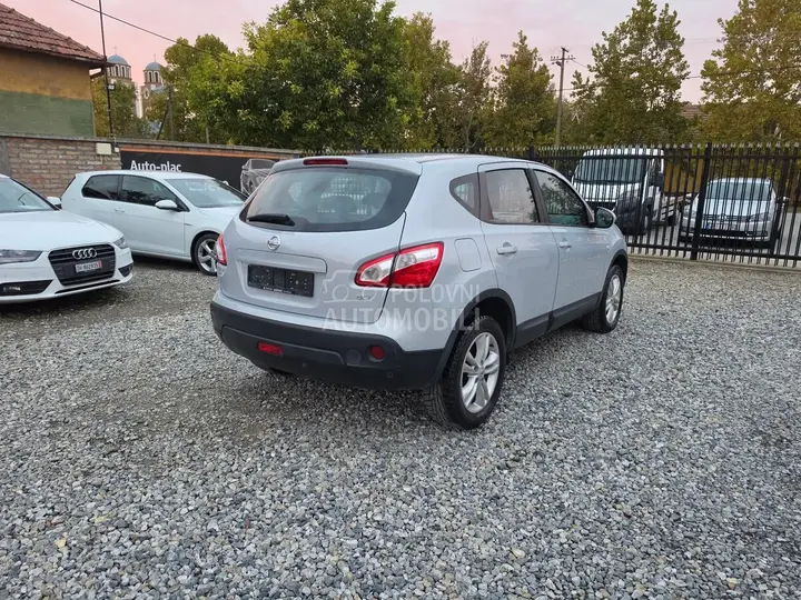 Nissan Qashqai 2011 photo 5