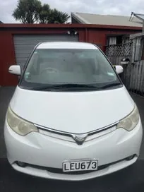 Toyota Estima 2006 photo 4