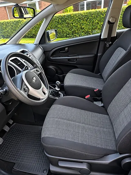 Kia Venga 2010 photo 3