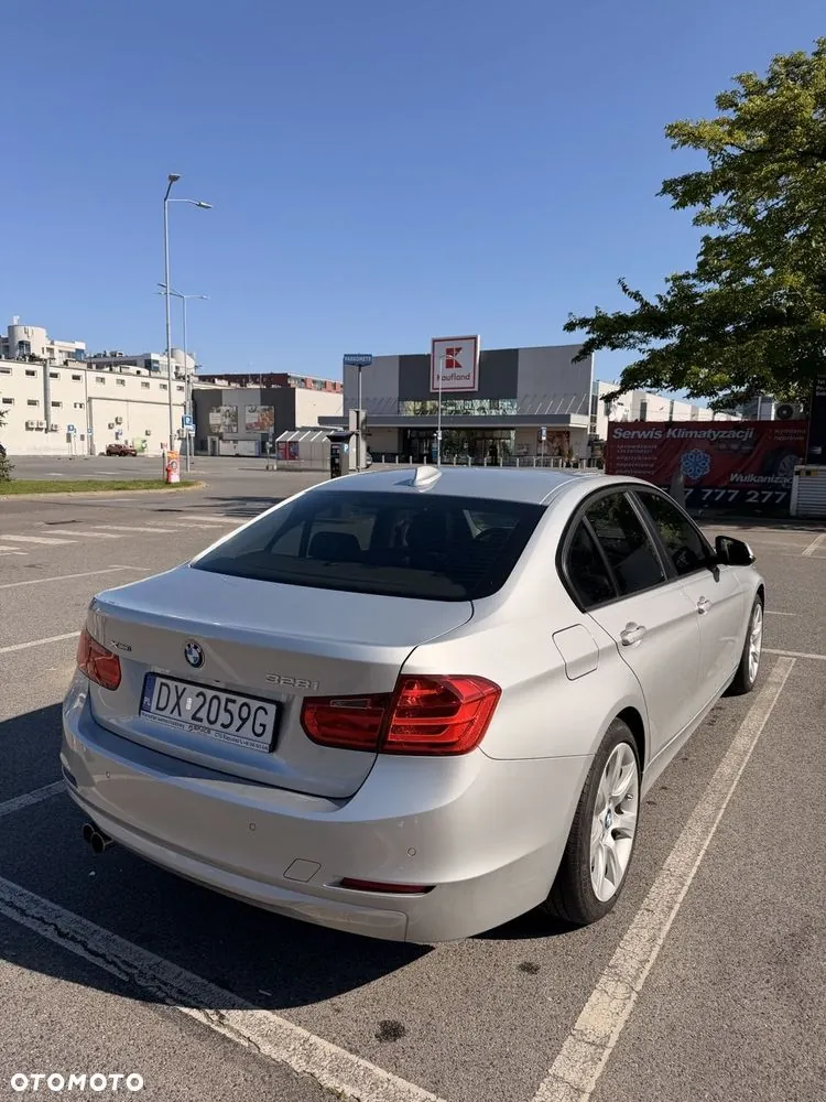 BMW 328I 2015 photo 4