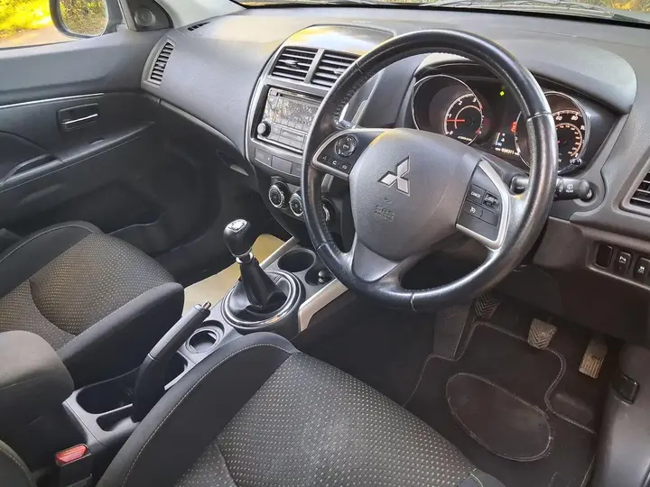 Mitsubishi Asx 2014 photo 2