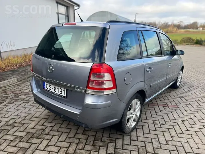 Opel Zafira 2009 photo 3