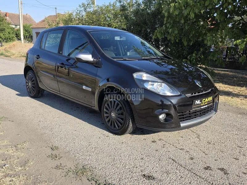 Renault Clio 2010 photo 5