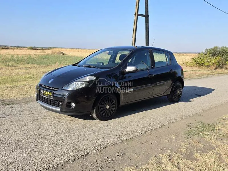Renault Clio 2010 photo 4