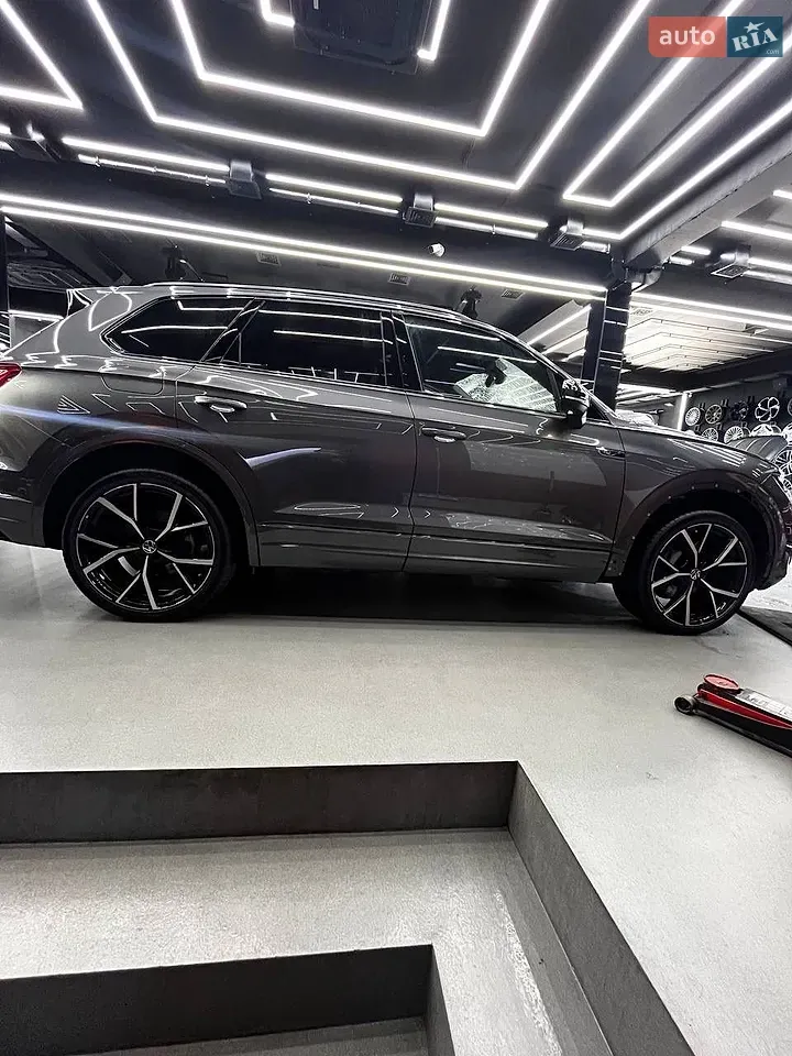 Volkswagen Touareg 2022 photo 4