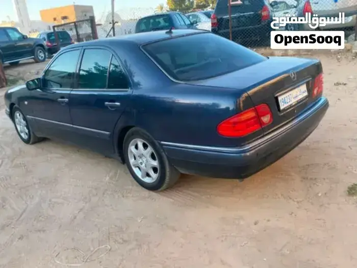 Mercedes-Benz E-Class 2002 photo 5