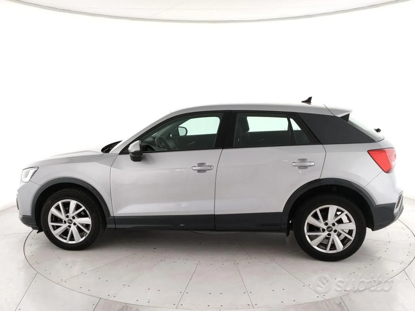 Audi Q2 2023 photo 2