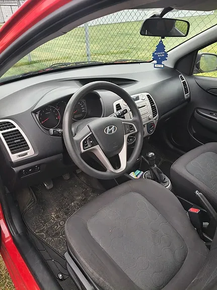 Hyundai I20 2010 photo 4