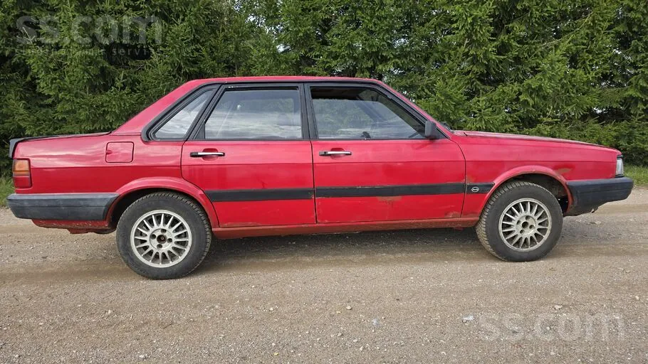 Audi 90 1985 photo 2