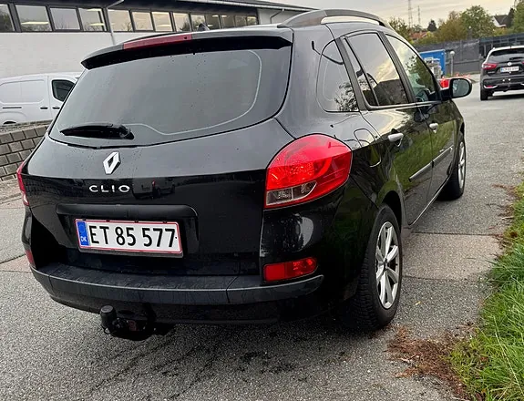 Renault Clio Iii 2011 photo 4