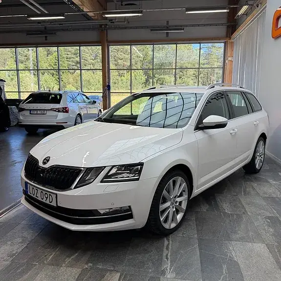 Skoda Octavia 2019 photo 5